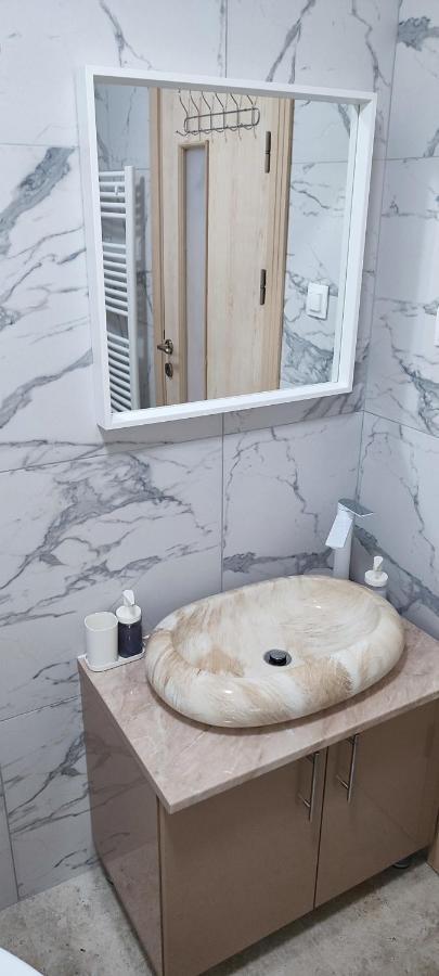 Jacuzzi Belle View Sinaia-Free Parking Apartamento Exterior foto