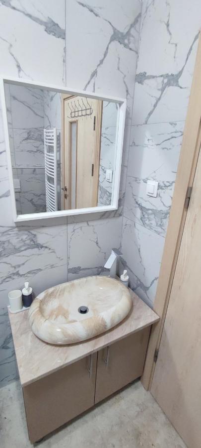 Jacuzzi Belle View Sinaia-Free Parking Apartamento Exterior foto