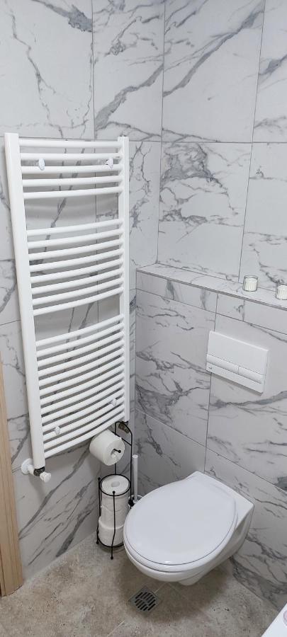 Jacuzzi Belle View Sinaia-Free Parking Apartamento Exterior foto